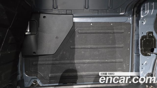 Hyundai Staria L3.5 Cargo 3-Seater Modern 2022 — фото 25