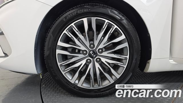 Kia K7 Premier 2.5 GDI Noblesse 2020 — фото 5