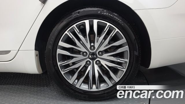 Kia K7 Premier 2.5 GDI Noblesse 2020 — фото 27