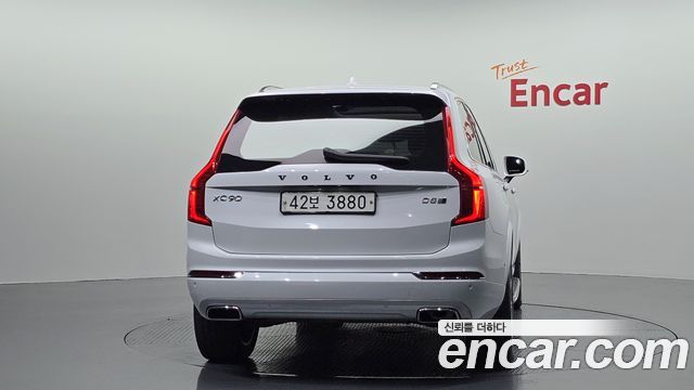 Volvo XC90 (II) D5 Inscription 2019 — фото 4