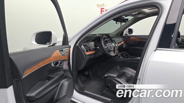 Volvo XC90 (II) D5 Inscription 2019 — фото 10