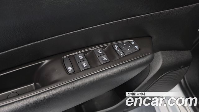 Renault Korea SM6 2.0 LPe SE (Disabled) 2017 — фото 19