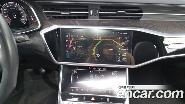 Audi A6 (C8) 40 TDI Premium 2020 — фото 13