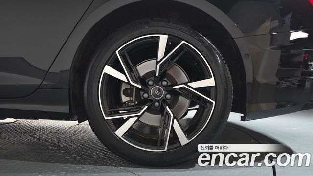 Audi A6 (C8) 45 TFSI Quattro Premium 2020 — фото 21