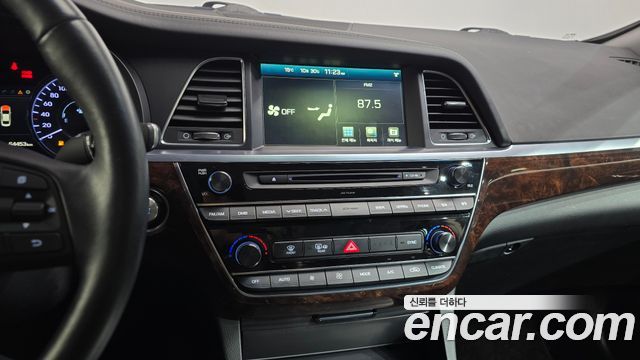 Hyundai Aslan G330 Premium 2015 — фото 13
