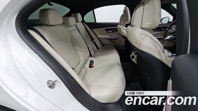 Mercedes-Benz C-Class (W206) C300 4MATIC Avantgarde 2023 — фото 11