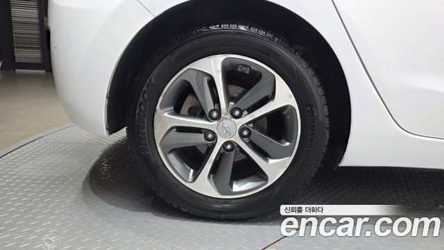 Hyundai i30 2.0 PYL 2016 — фото 5