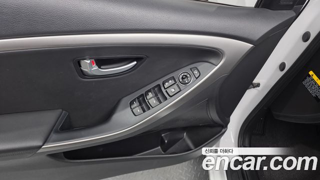 Hyundai i30 2.0 PYL 2016 — фото 34