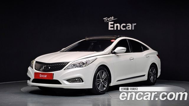 Hyundai Grandeur (HG) HG240 Modern