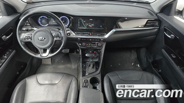 Kia Niro 1.6 HEV Prestige 2021 — фото 7