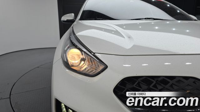 Kia Niro 1.6 HEV Prestige 2021 — фото 22