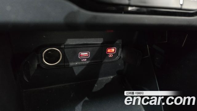 Kia Niro 1.6 HEV Prestige 2021 — фото 30