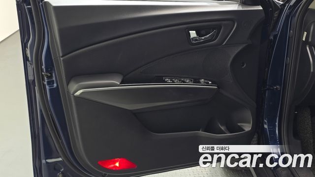 KG Mobility (SsangYong) Very New Tivoli Gasoline 1.5 2WD V5 2020 — фото 30