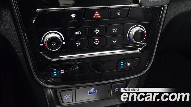 KG Mobility (SsangYong) Very New Tivoli Gasoline 1.5 2WD V5 2020 — фото 38