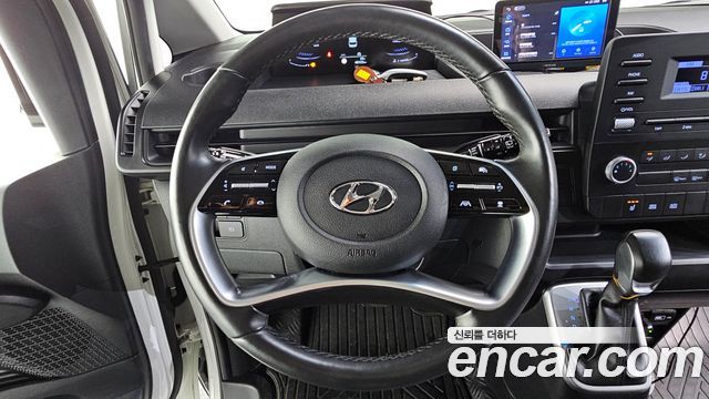 Hyundai Staria Cargo 3-Seater Modern 2022 — фото 13