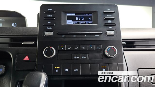 Hyundai Staria Cargo 3-Seater Modern 2022 — фото 14