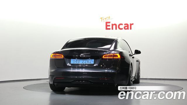Tesla Model S AWD 2026 — фото 4