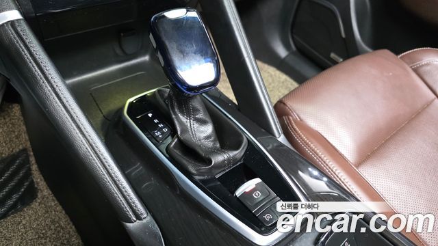Renault Korea QM6 Diesel 2WD RE Signature 2017 — фото 9