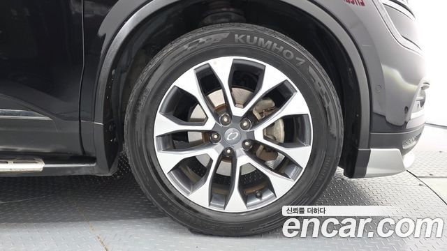 Renault Korea QM6 Diesel 2WD RE Signature 2017 — фото 21