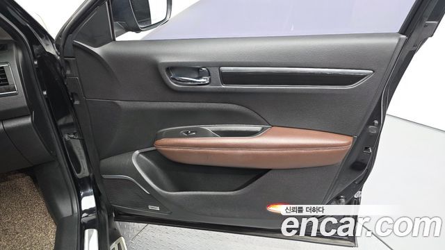 Renault Korea QM6 Diesel 2WD RE Signature 2017 — фото 24