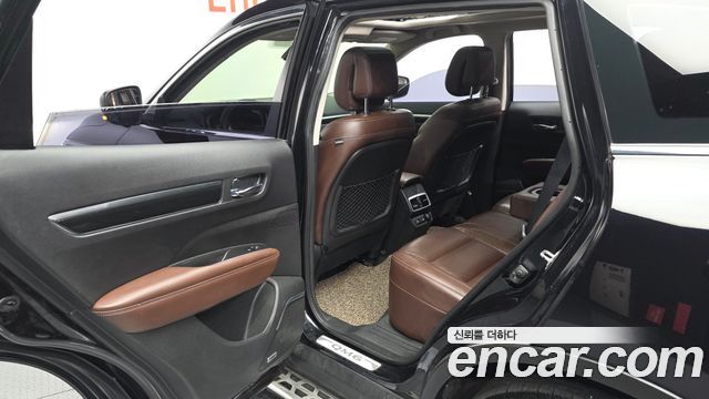 Renault Korea QM6 Diesel 2WD RE Signature 2017 — фото 26