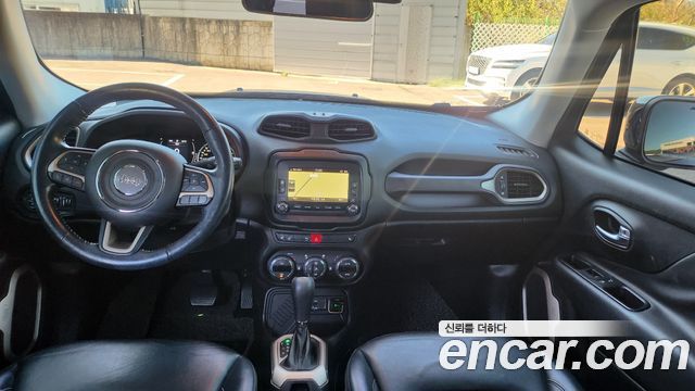 Jeep Renegade 2.4 Longitude High 2017 — фото 5