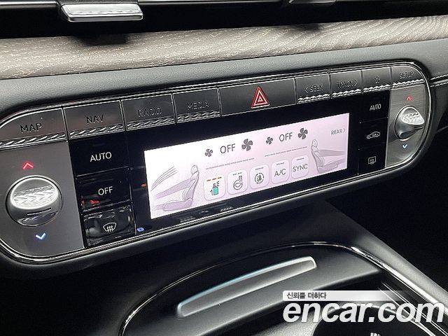 Genesis G90 (RS4) Gasoline 3.5 Turbo AWD 2022 — фото 18