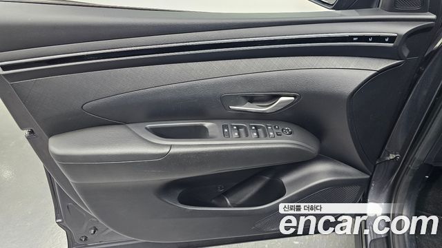 Hyundai Tucson (NX4) Gasoline 1.6 Turbo 2WD Premium 2021 — фото 24