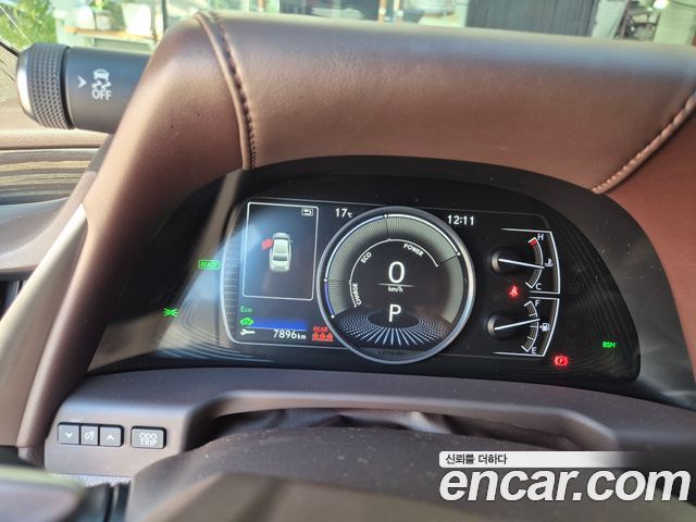 Lexus ES300h (VII) Luxury Plus 2019 — фото 13