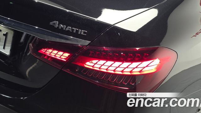Mercedes-Benz E-Class (W213) E350 4MATIC Avantgarde 2021 — фото 23