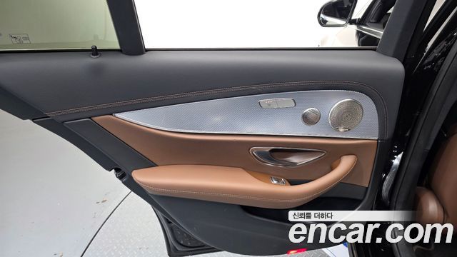 Mercedes-Benz E-Class (W213) E350 4MATIC Avantgarde 2021 — фото 25