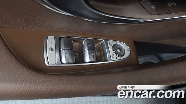 Mercedes-Benz E-Class (W213) E350 4MATIC Avantgarde 2021 — фото 29
