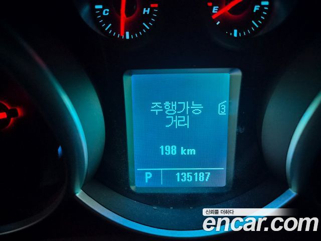 Chevrolet Cruze 1.8 LT+ 2012 — фото 9
