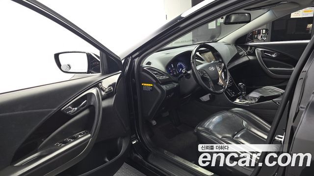 Hyundai Grandeur (HG) HG240 Luxury 2012 — фото 10