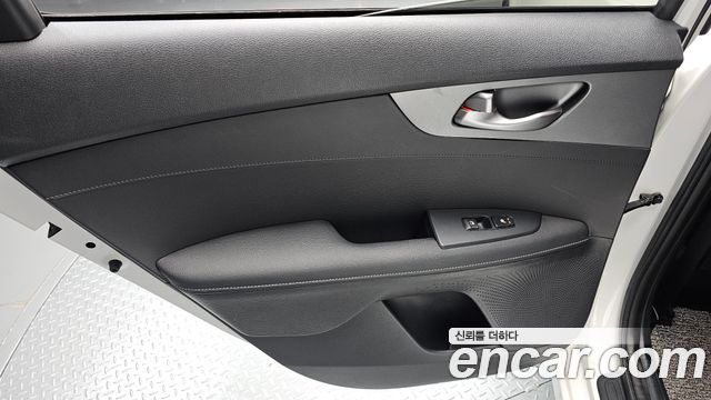 Kia K3 Prestige 2020 — фото 25