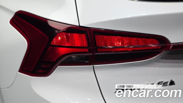 Hyundai Santa Fe Diesel 2.2 2WD Prestige 2021 — фото 23