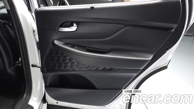 Hyundai Santa Fe Diesel 2.2 2WD Prestige 2021 — фото 25