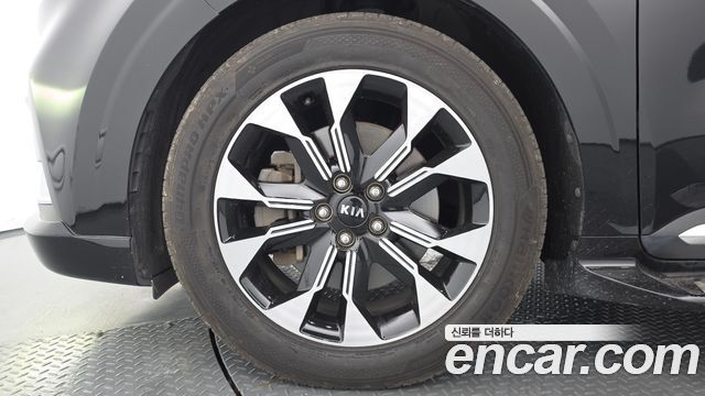 Kia Carnival (IV) Gasoline 7-Seater Hi-Limousine Signature 2021 — фото 5