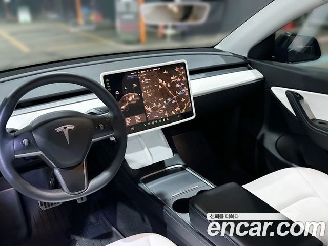 Tesla Model Y Standard Range RWD 2021 — фото 7