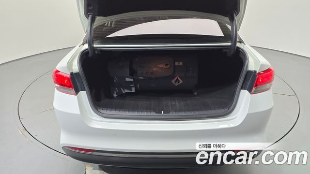 Kia K5 (II) LPI MX Luxury 2017 — фото 18