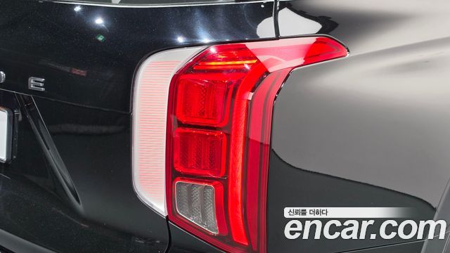 Hyundai Palisade Diesel 2.2 2WD Prestige 2023 — фото 23