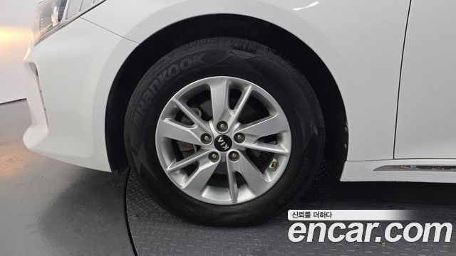 Kia K5 (II) LPI SX Luxury 2016 — фото 5