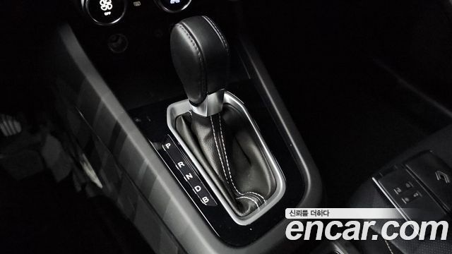 Renault Korea Arkana 1.6 E-TECH Techno 2025 — фото 9