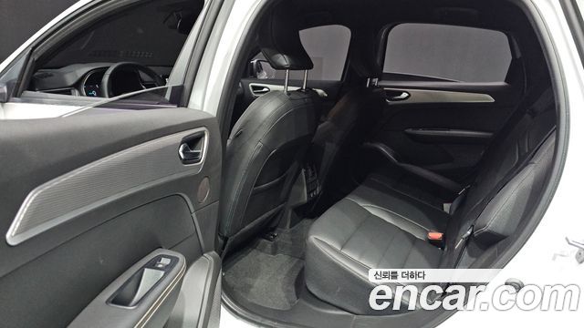 Renault Korea Arkana 1.6 E-TECH Techno 2025 — фото 12