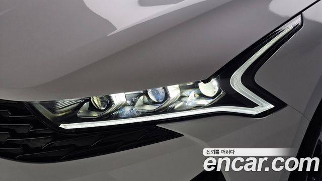 Kia K5 (III) 2.0 Noblesse 2020 — фото 22