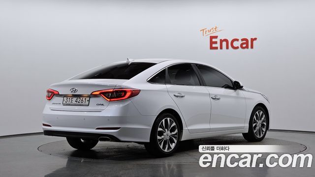 Hyundai Sonata (LF) 2.0 Smart 2015 — фото 2