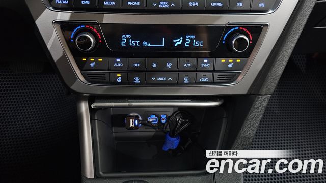 Hyundai Sonata (LF) 2.0 Smart 2015 — фото 17