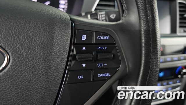 Hyundai Sonata (LF) 2.0 Smart 2015 — фото 28
