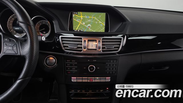 Mercedes-Benz E-Class (W212) E300 4MATIC Avantgarde 2016 — фото 13