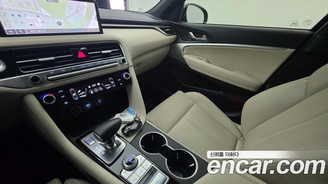 Genesis G70 Gasoline 2.5T 2WD 2024 — фото 15